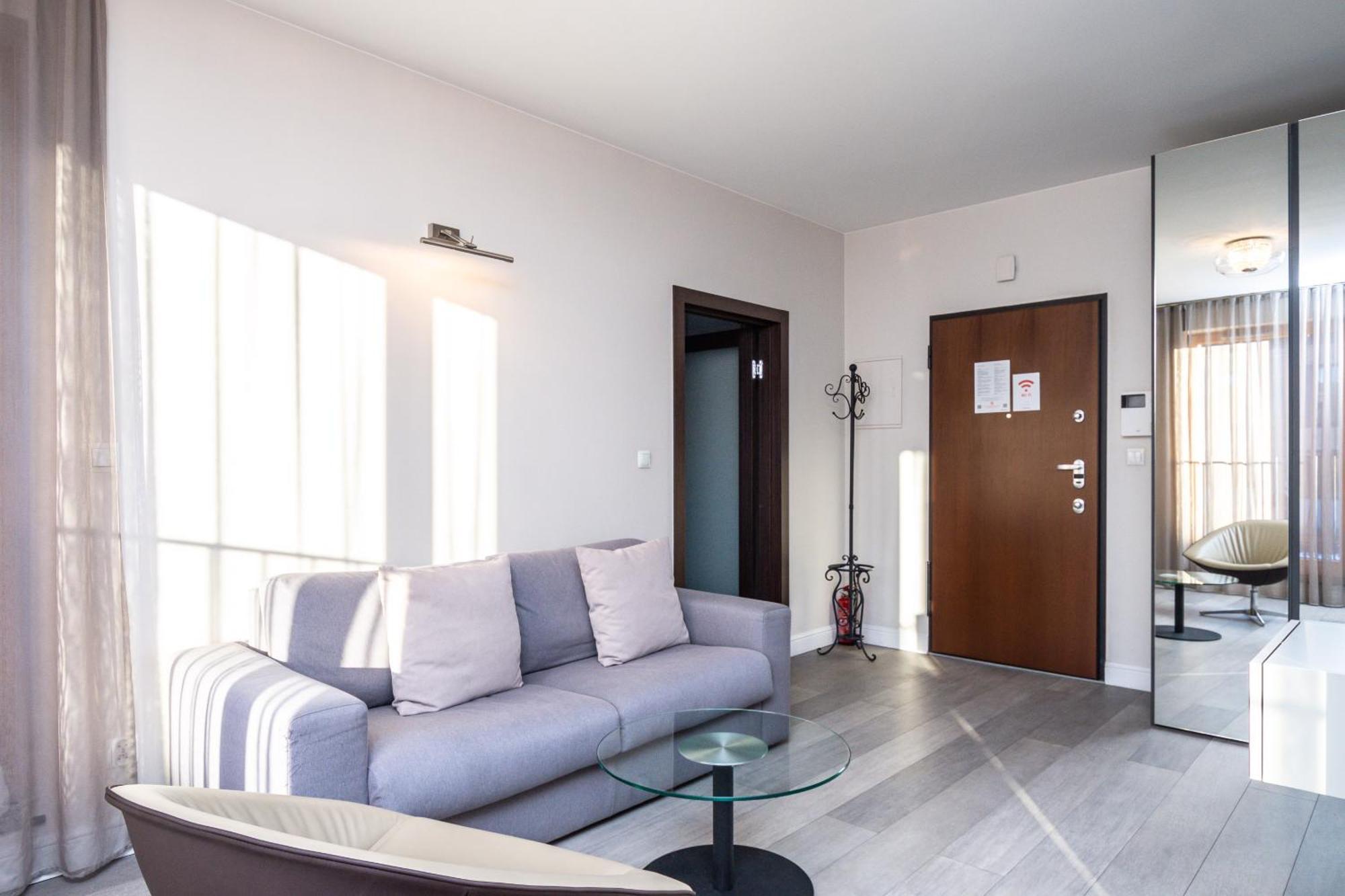 Rentplanet - Apartament Lubicz Cracóvia Exterior foto